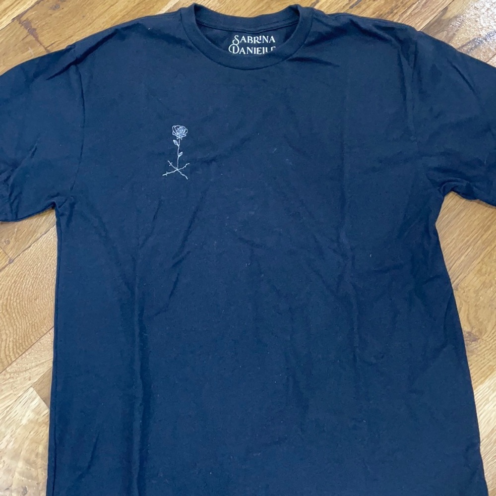 Rose t shirt